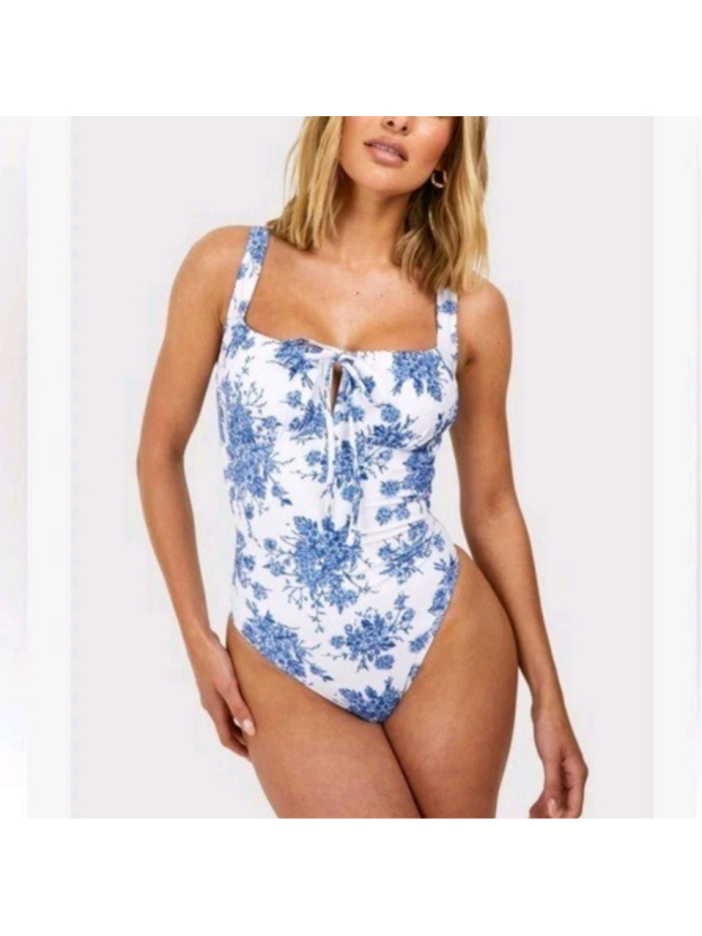 New BERLOOK White & Blue Floral One Piece Swimsuit S